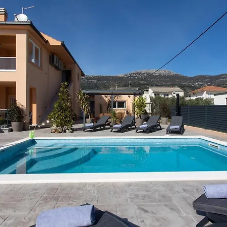 Vila Ivana Kastela