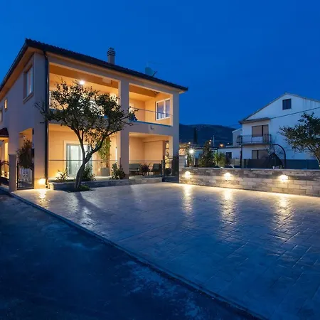 Villa Ivana *